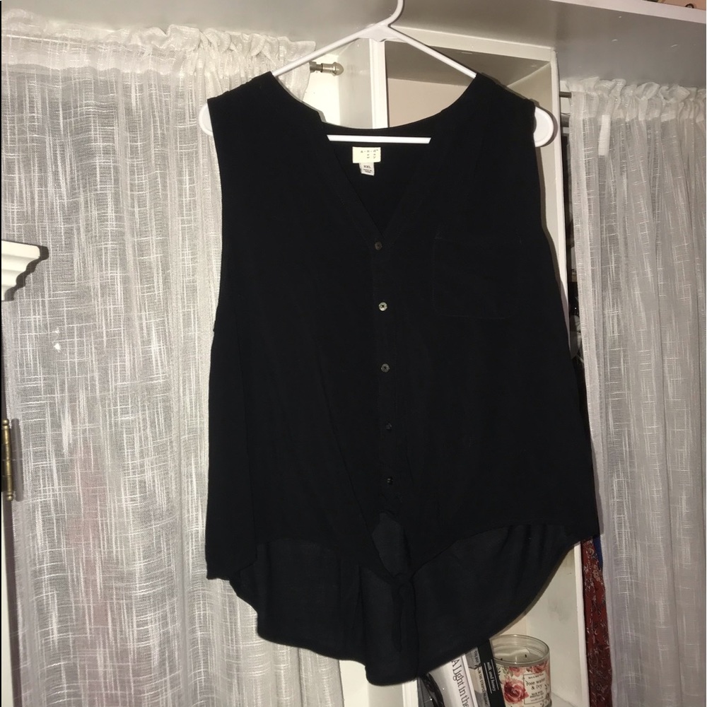 Tie-front button up tank top